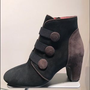 Low heel comfort boots